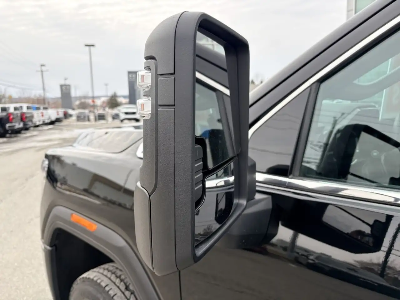 GMC Sierra 3500 снимка GMC Sierra 3500
