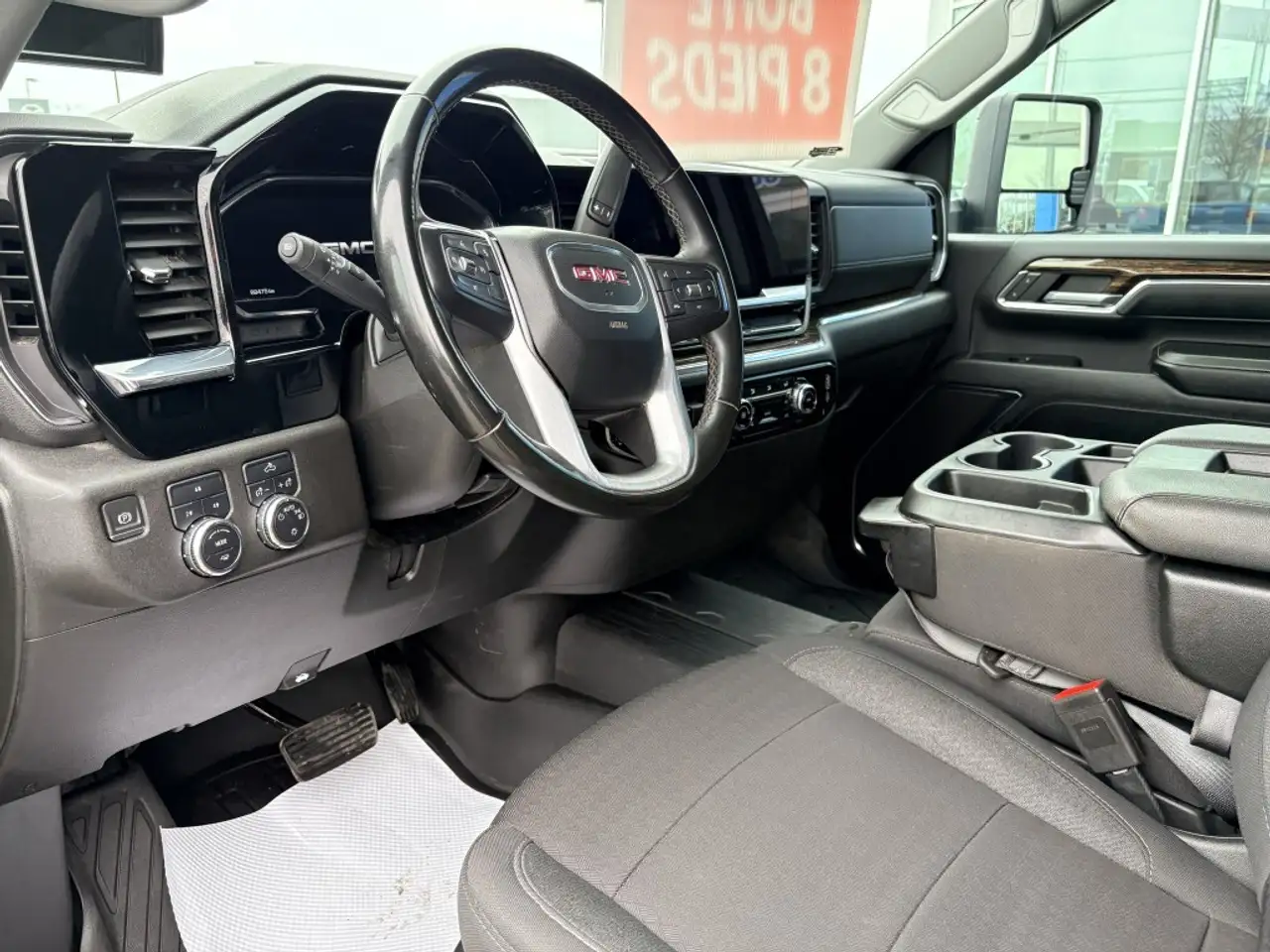 GMC Sierra 3500 снимка GMC Sierra 3500
