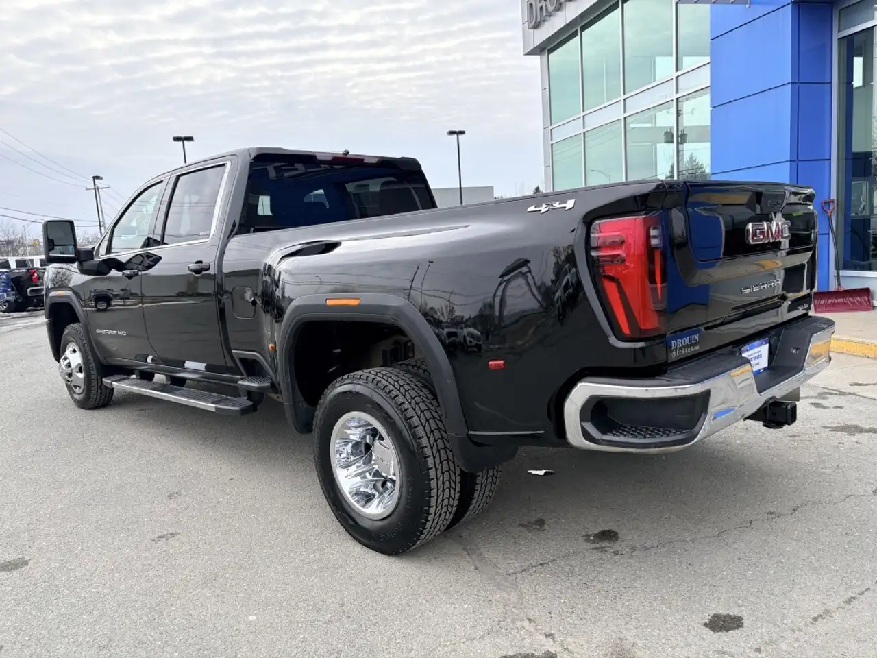 GMC Sierra 3500 снимка GMC Sierra 3500