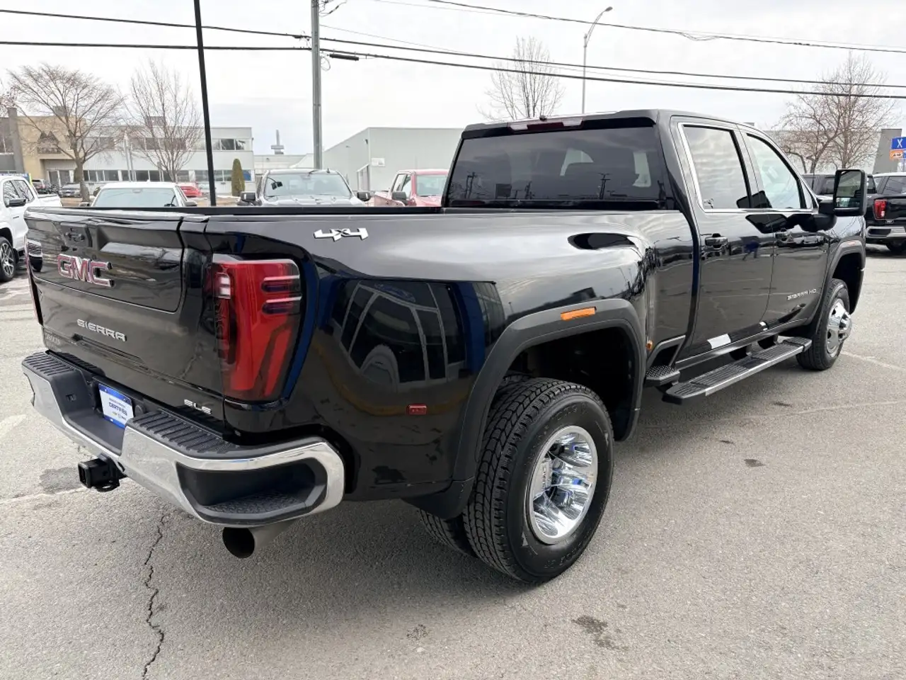 GMC Sierra 3500 снимка GMC Sierra 3500