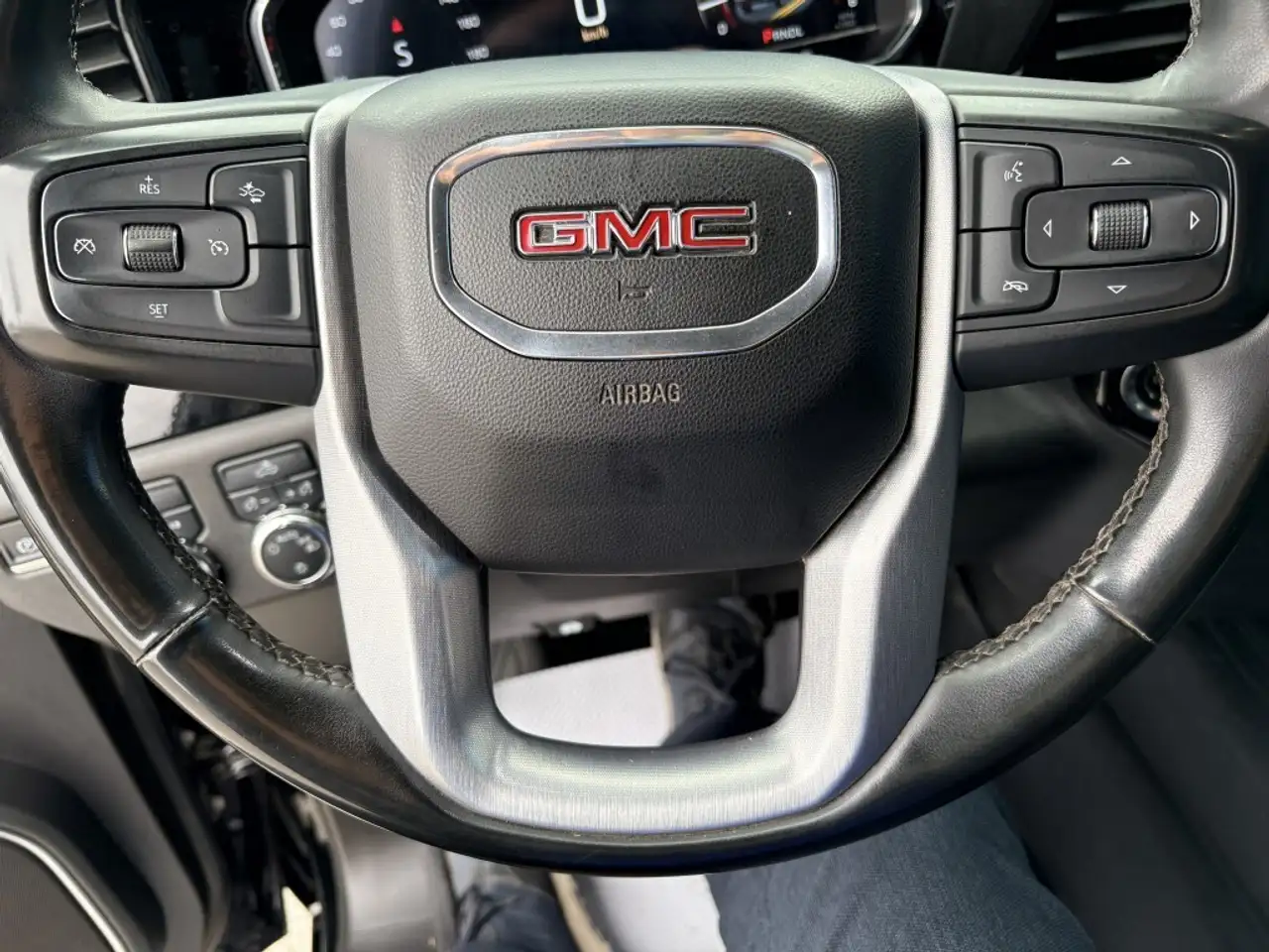 GMC Sierra 3500 снимка GMC Sierra 3500