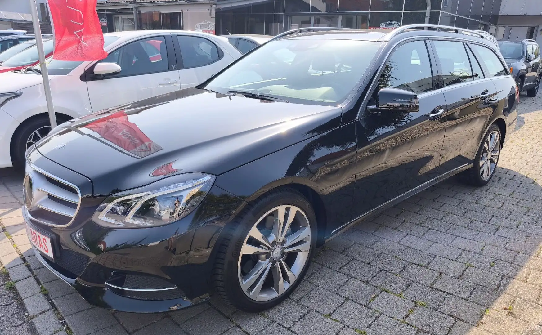 Mercedes-Benz E 350 T-Modell BlueTec 4Matic/ WenigKm/Euro6 Schwarz - 2