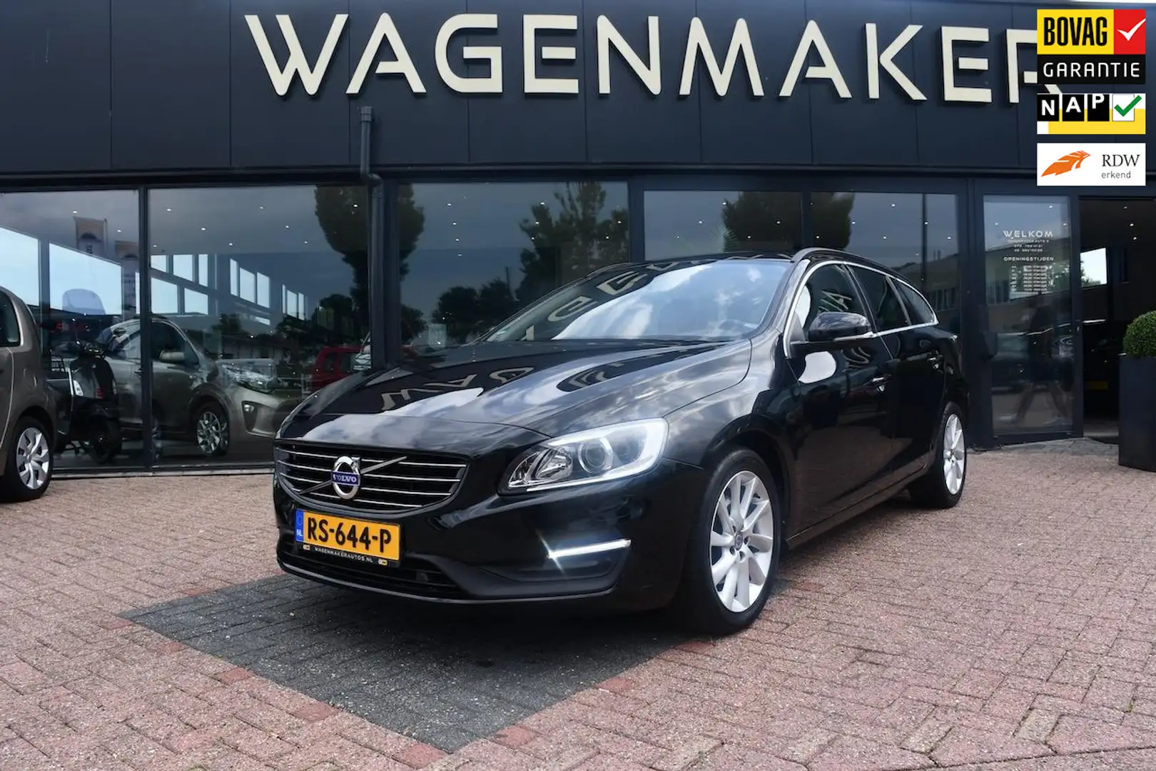 Volvo V60 1.5 T3 Ocean Race Aut|Clima|Cruise|NAVI|CAMERA Zwart - 1