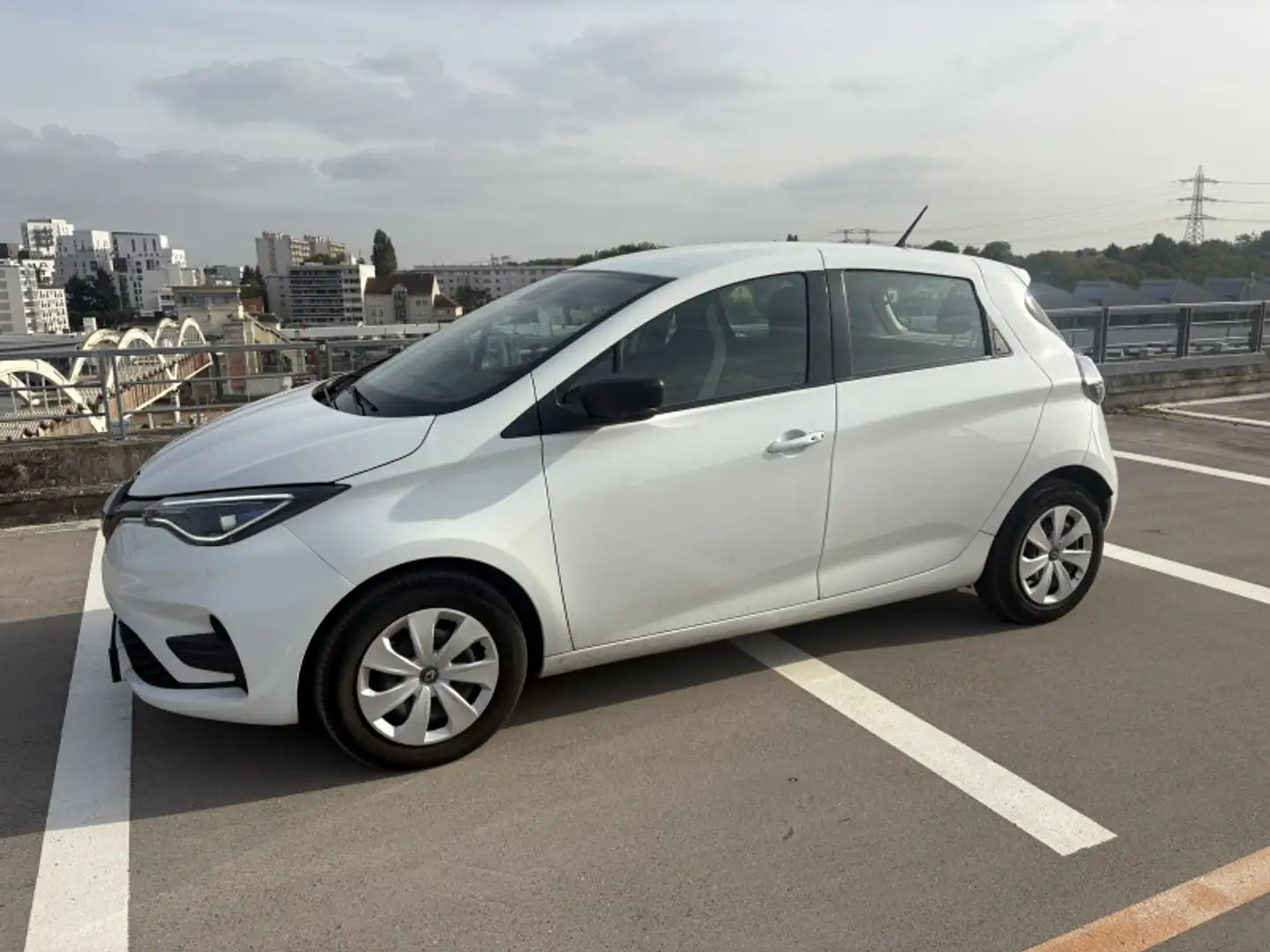 Renault ZOE LIFE CHARGE NORMALE R110 4CV Wit - 1