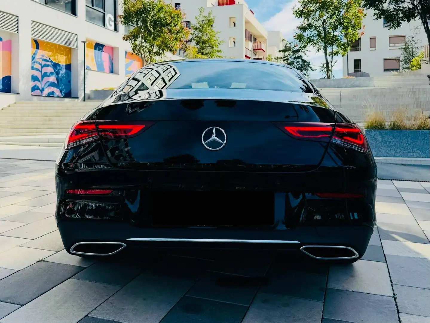 Mercedes-Benz CLA 180 Schwarz - 1