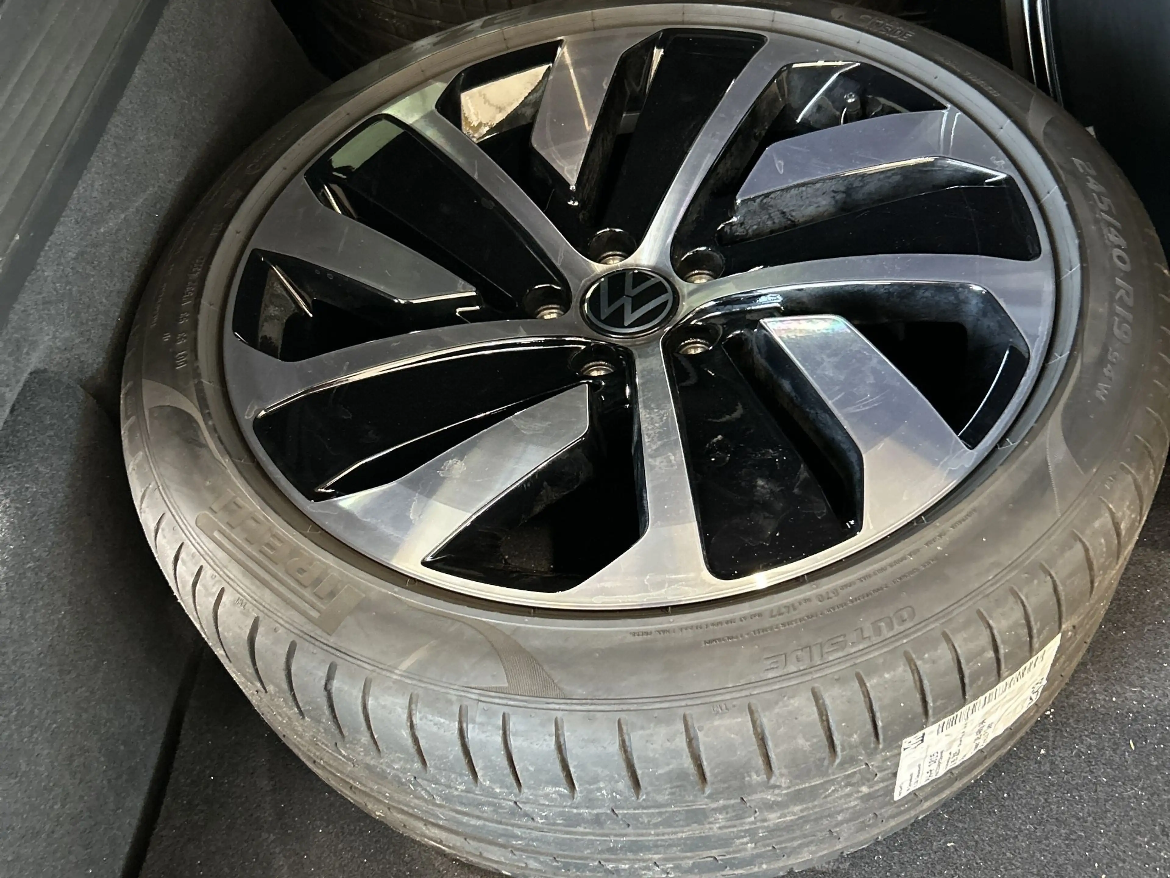 Volkswagen Arteon SB R-Line eHybrid 19" HEAD-UP PANO LEDER -56% — photo 3