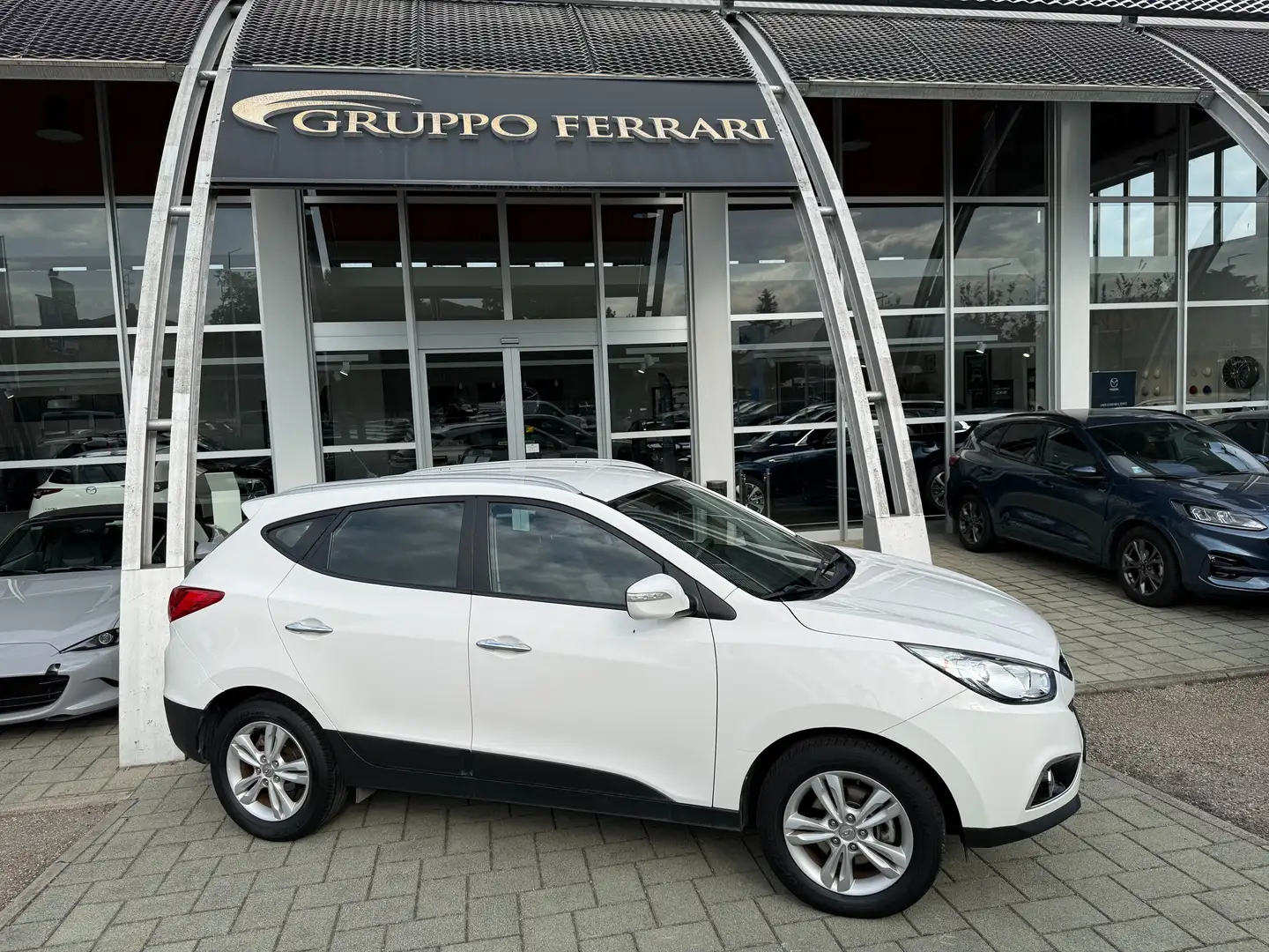 Hyundai iX35 ix35 2.0 crdi Comfort 2wd Blanco - 1