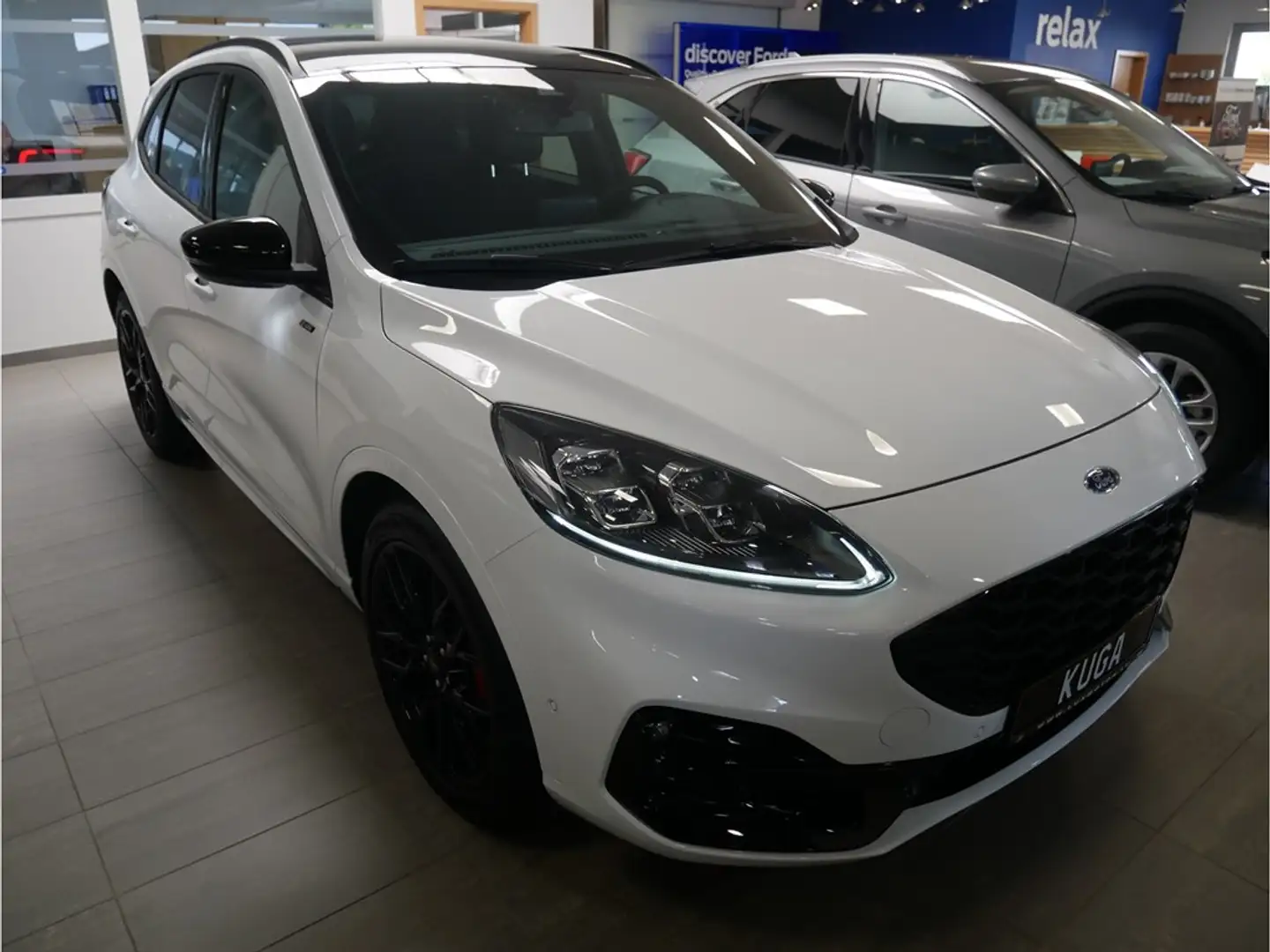 Ford Kuga ST-Line X 1.5i EcoBoost 150ch-M6 GAR 08/2030 Blanc - 1