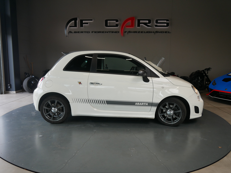Abarth 500C 1.4 T-Jet 16V Cabrio — photo 2