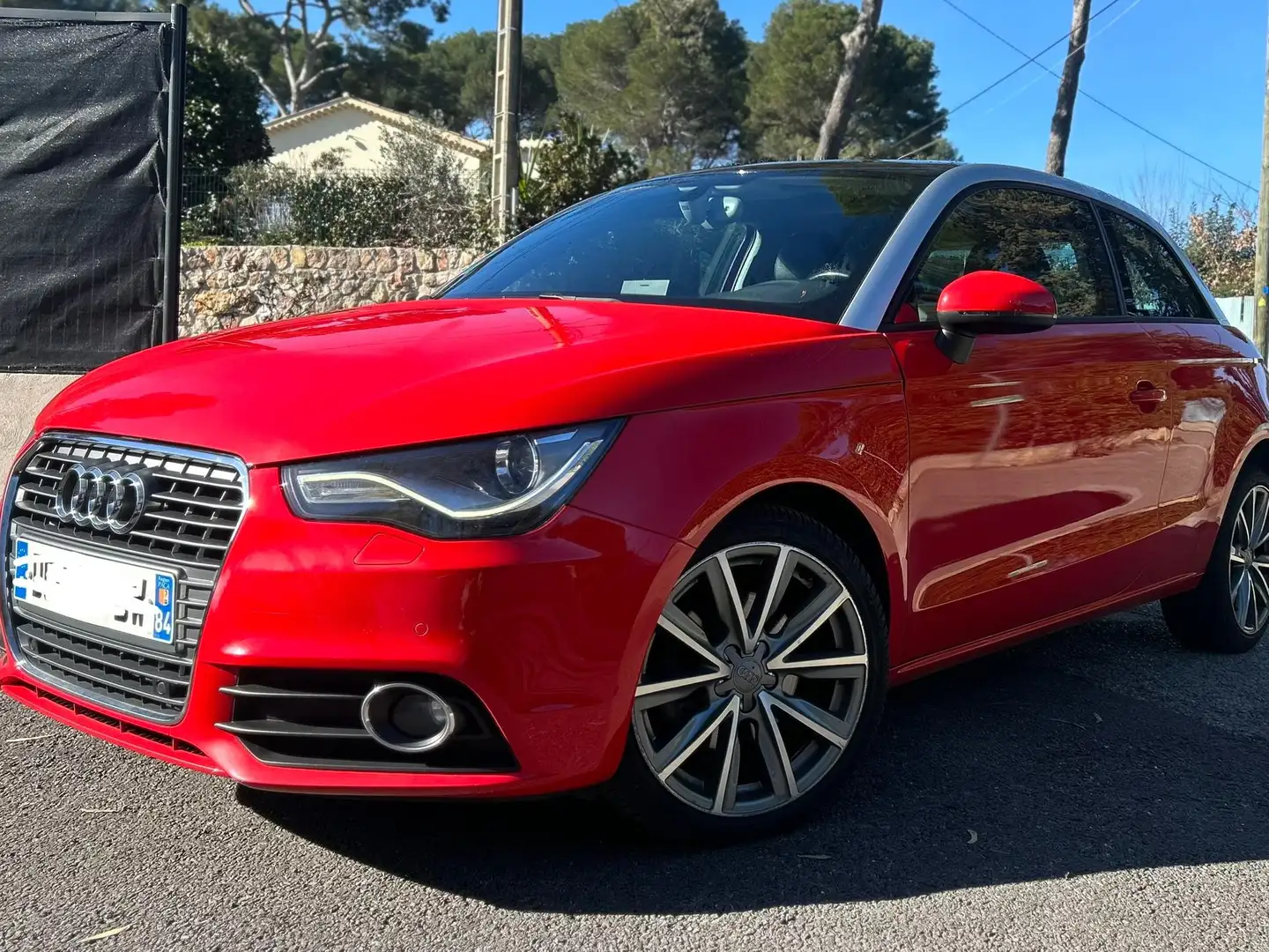 Audi A1 1.4 TFSI 122 Ambition Luxe S tronic Rouge - 1