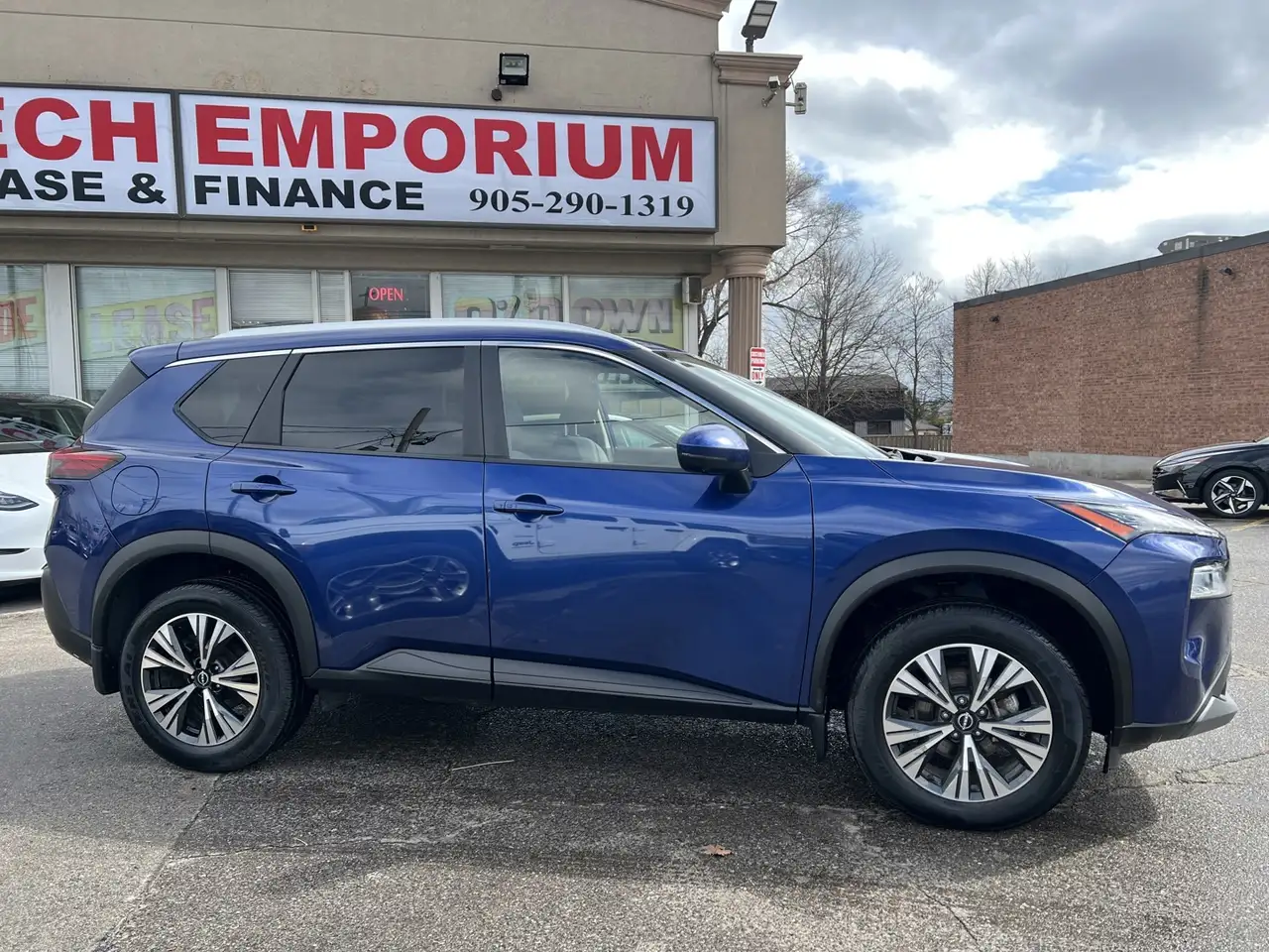 Nissan Rogue снимка Nissan Rogue