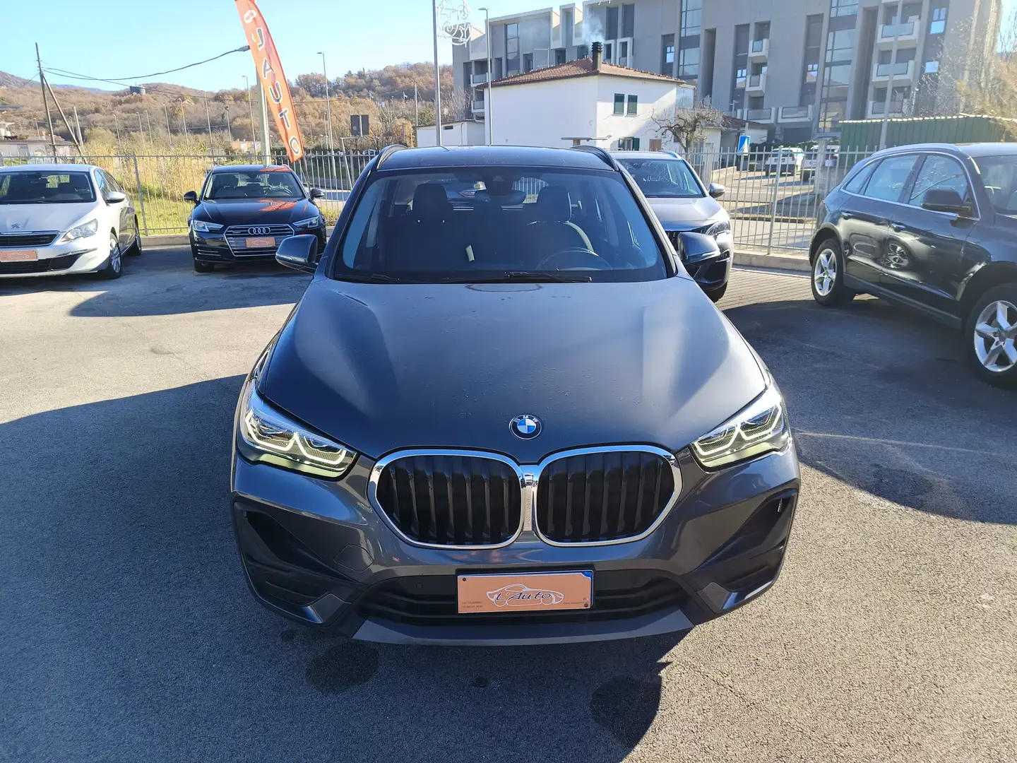 BMW X1 xdrive18d Business Advantage auto 150cv Grijs - 2