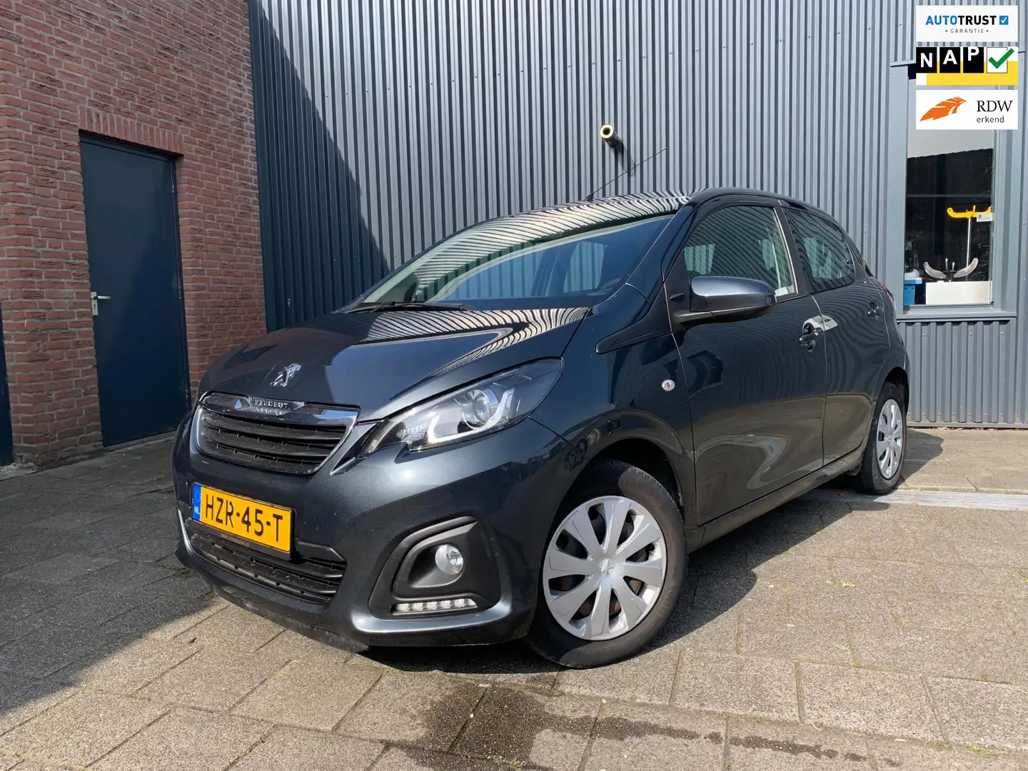 Peugeot 108 1.0 VTi Active, AUTOMAAT, AIRCO Grijs - 1