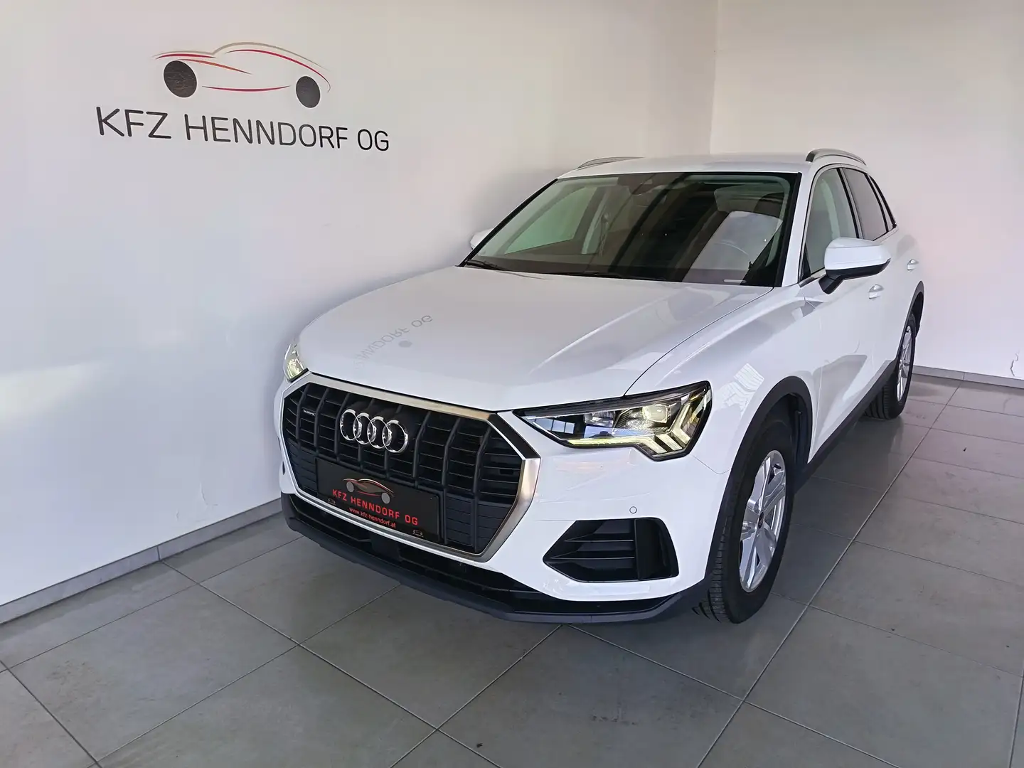 Audi Q3 35 TDI quattro S-Tronic Weiß - 1