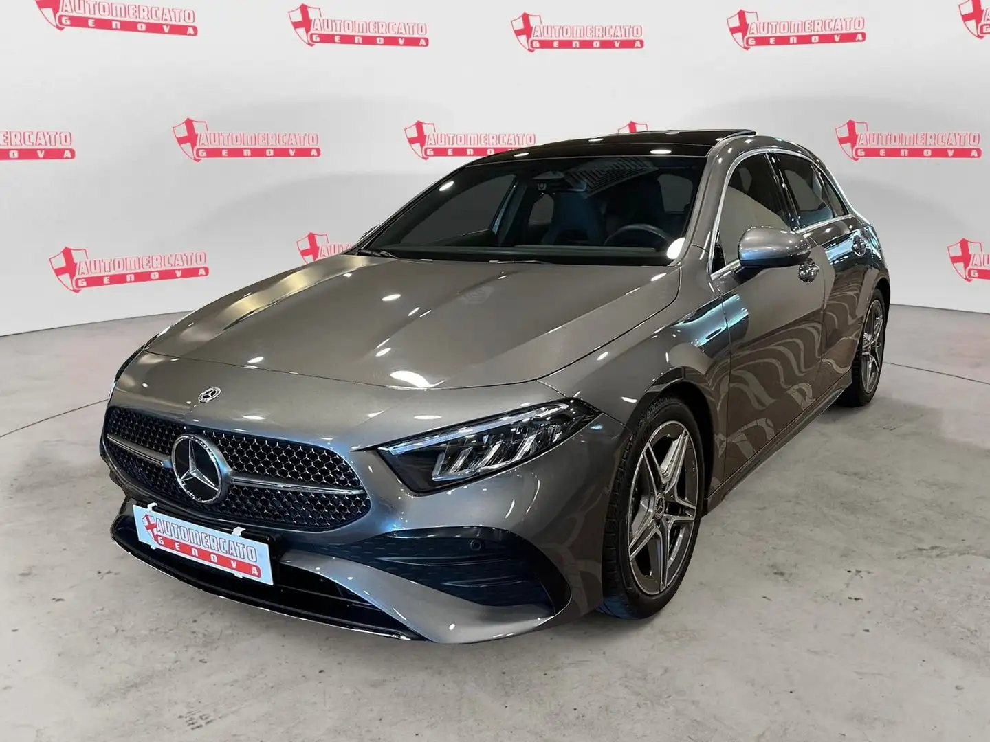Mercedes-Benz A 200 A 200 Automatic AMG Line Premium TETTO Gris - 1