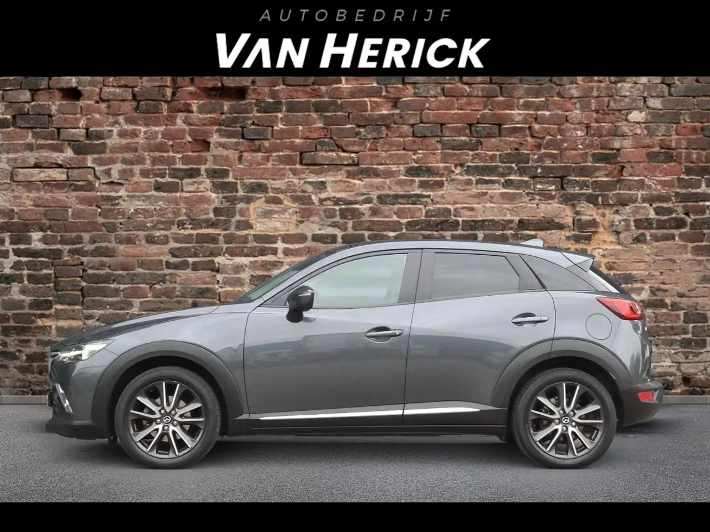 Mazda CX-3 2.0 SkyActiv-G 120 GT-M | Leder | Cruise | Navi | Grijs - 2