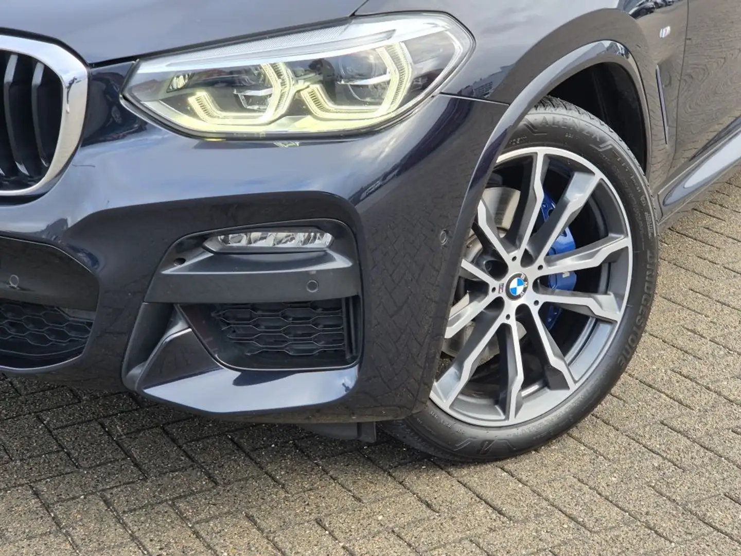 BMW X3 M xDrive30d Aut. M-Sport Noir - 2