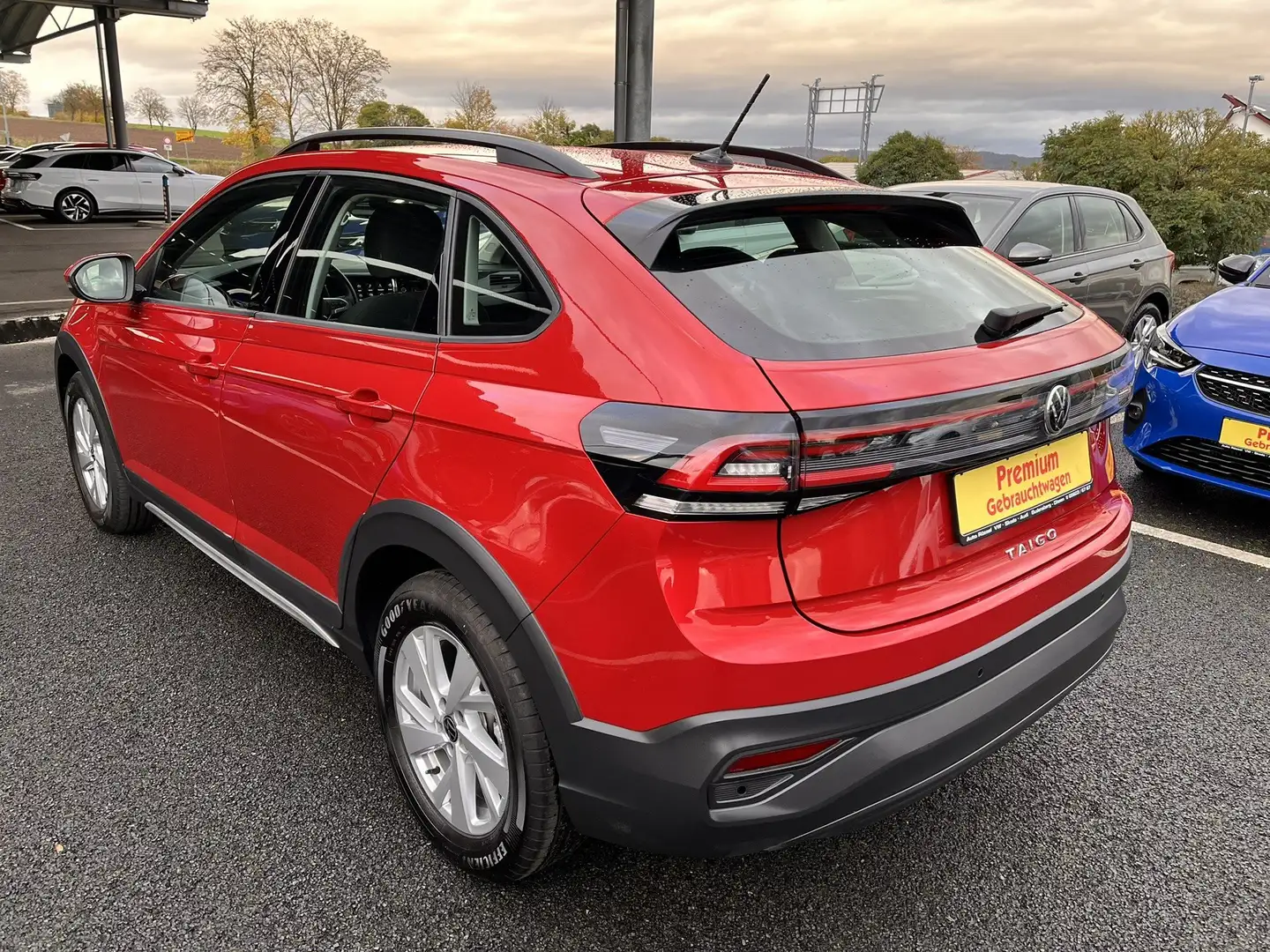 Volkswagen Taigo 1.0 TSI Life Alu 16" LED PDC ACC App-Connect Rot - 2