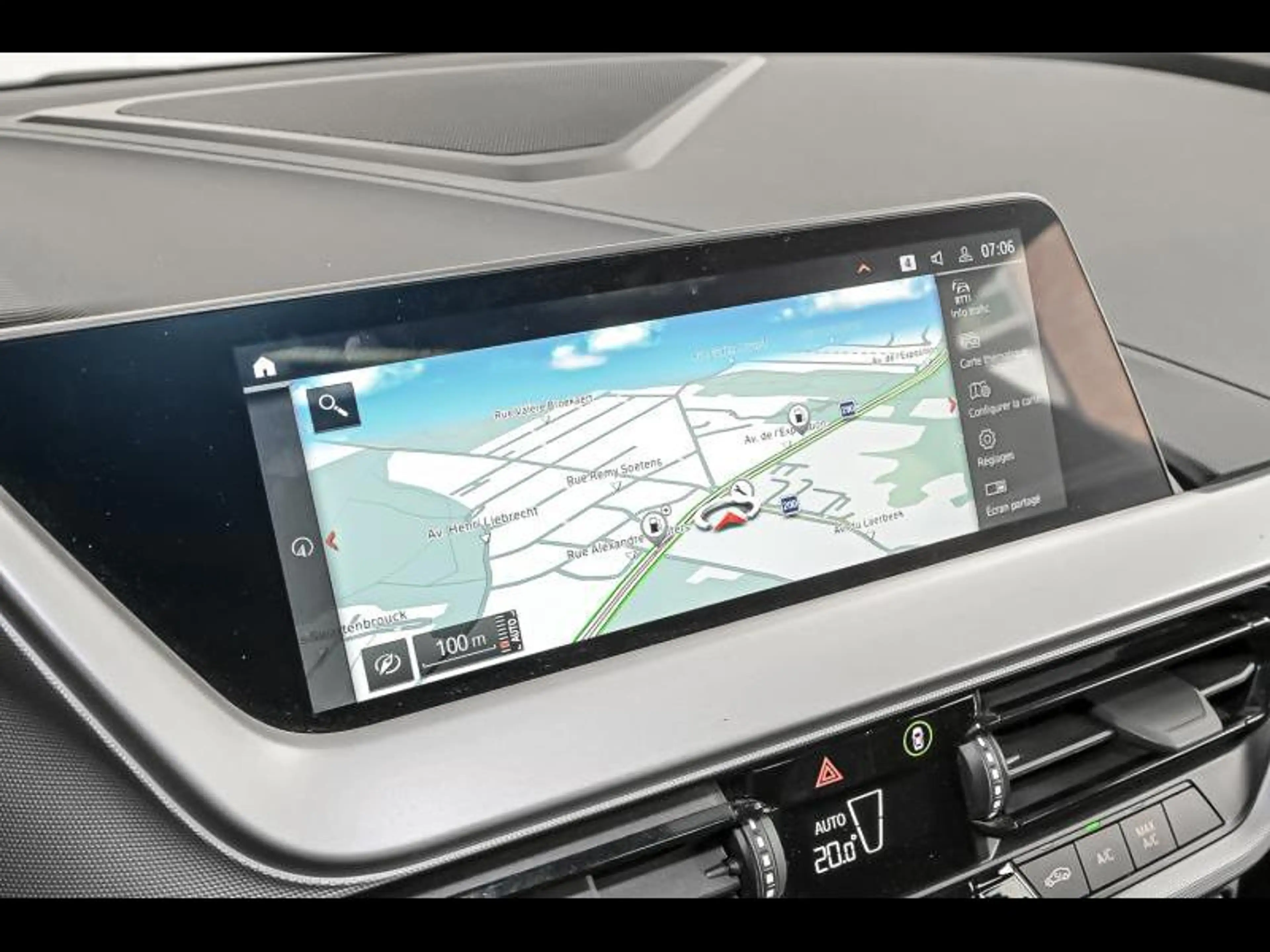 BMW 118 i Hatch — photo 13