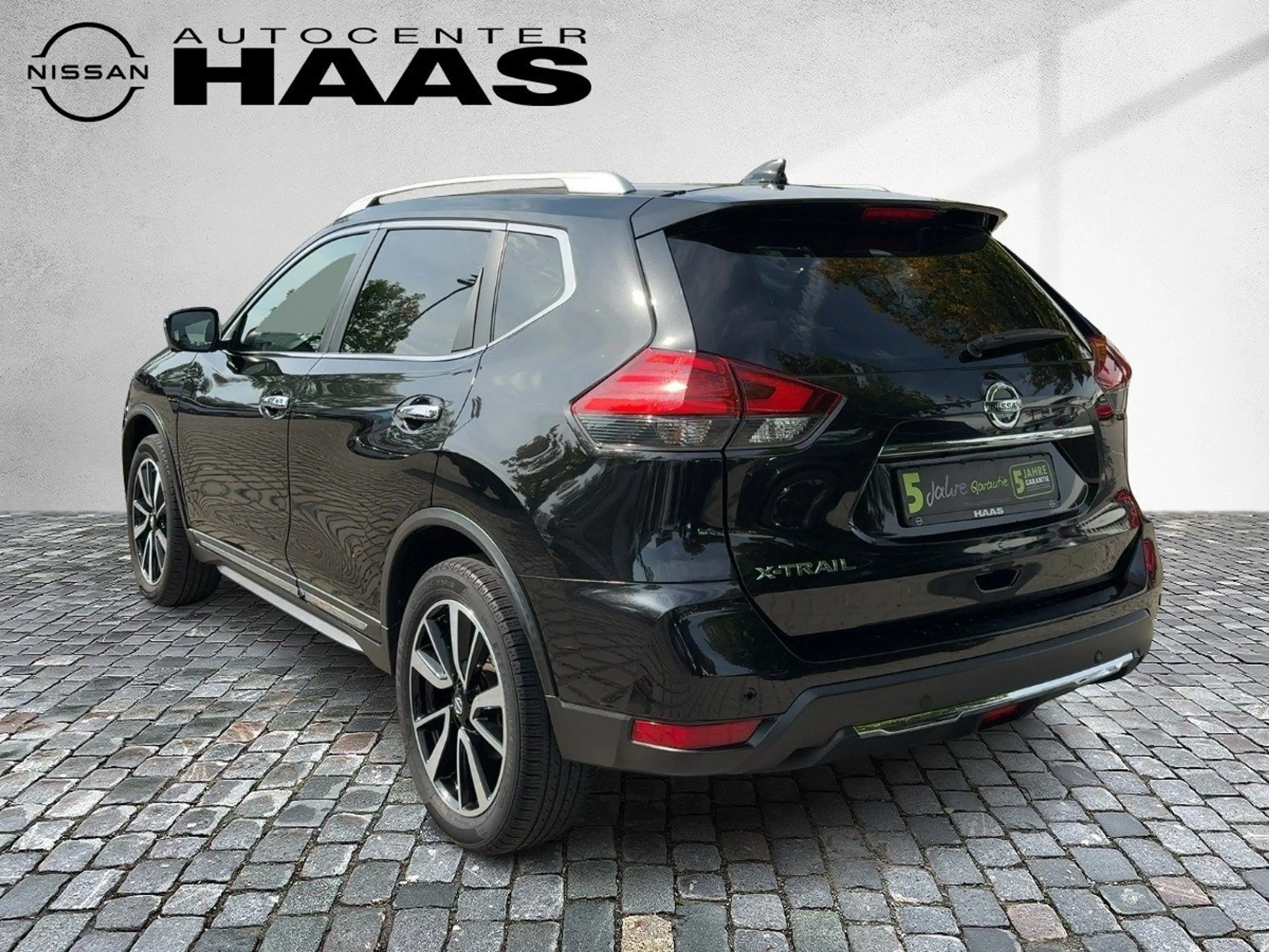 Nissan X-Trail 1.6 DIG-T Tekna Pano+Bose+Navi+19 — photo 4