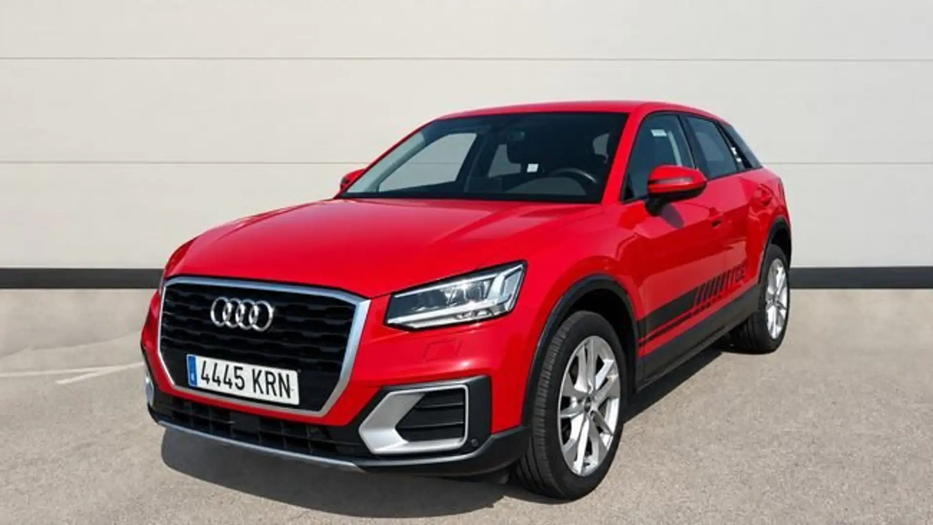 Audi Q2 1.0 TFSI Design edition S tronic 85kW Rojo - 2