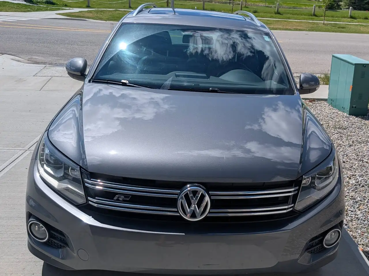 Volkswagen Tiguan photo Volkswagen Tiguan