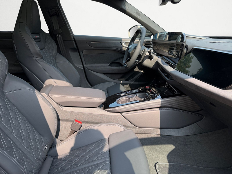 Audi A6 TFSI quattro 270(340) kW(PS) S-tronic — photo 8