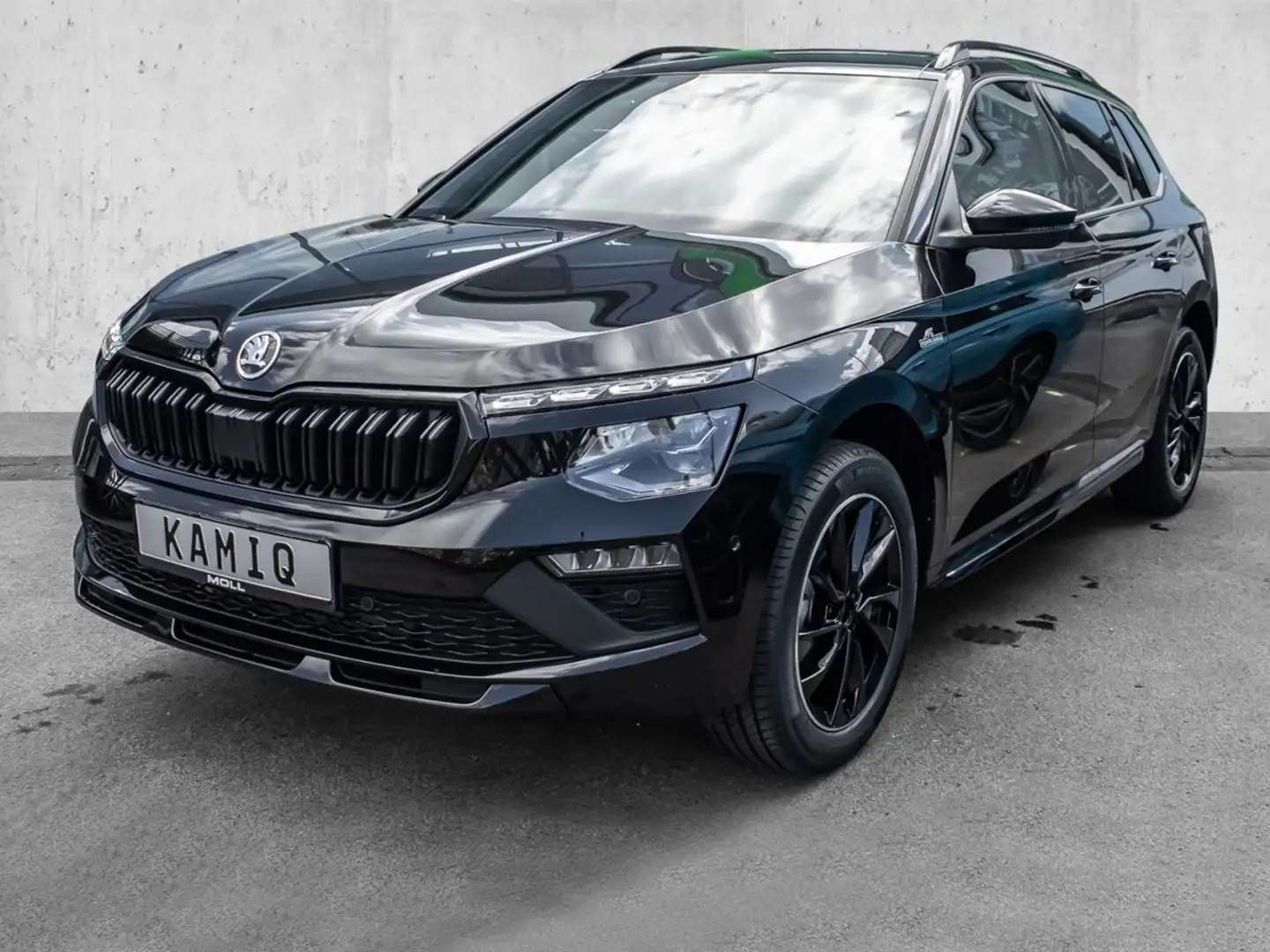 Skoda Kamiq 1.5 TSI Monte Carlo 2xKLIMA ACC AHK AUT Schwarz - 2
