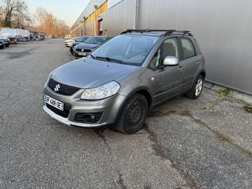 2.0 DDiS 135 Cv GLX 4x4