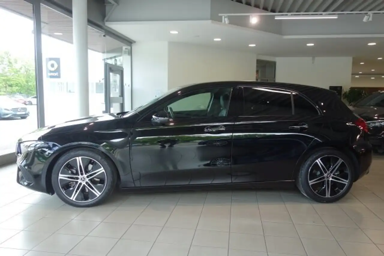 Mercedes-Benz A 220 A 220 4M PROGRESSIVE PANO FAHR PAK BURM 360 MEM 2