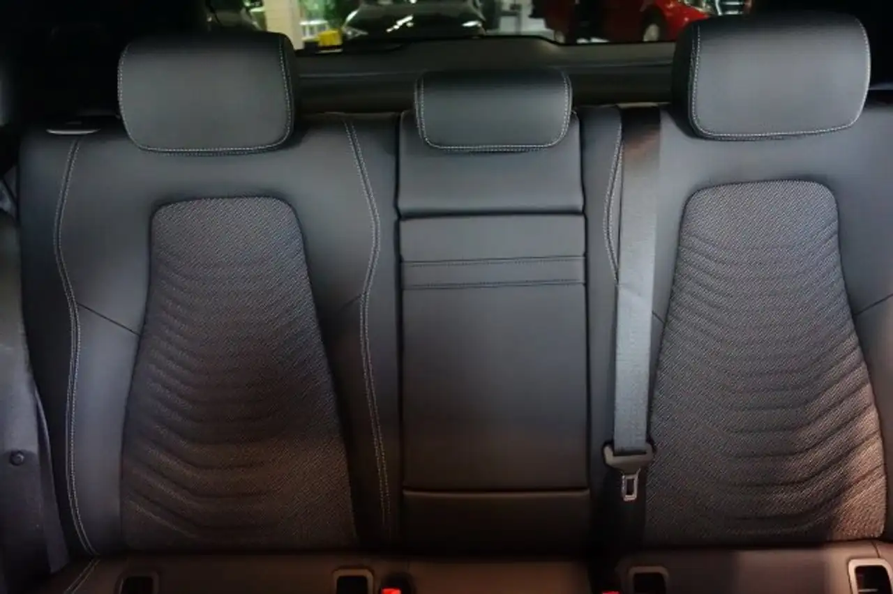 Mercedes-Benz A 220 A 220 4M PROGRESSIVE PANO FAHR PAK BURM 360 MEM 16