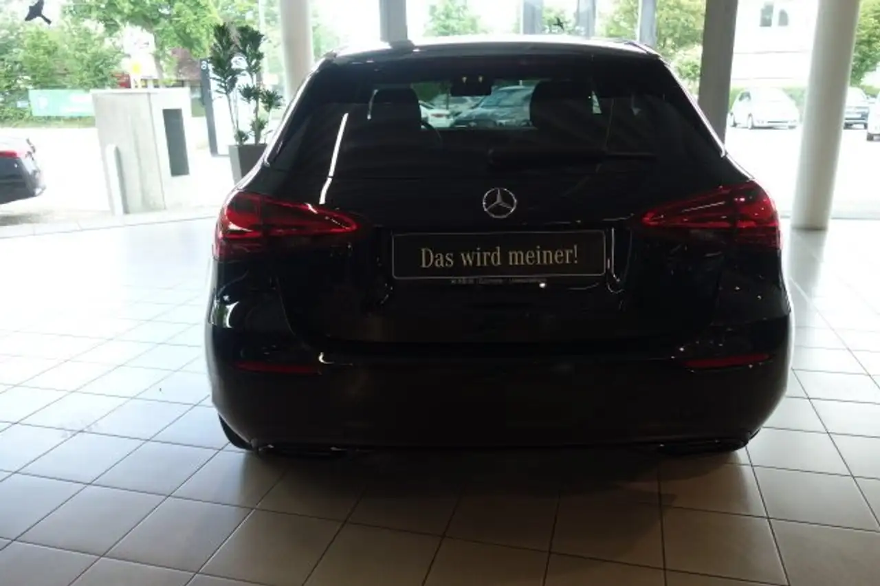 Mercedes-Benz A 220 A 220 4M PROGRESSIVE PANO FAHR PAK BURM 360 MEM 7