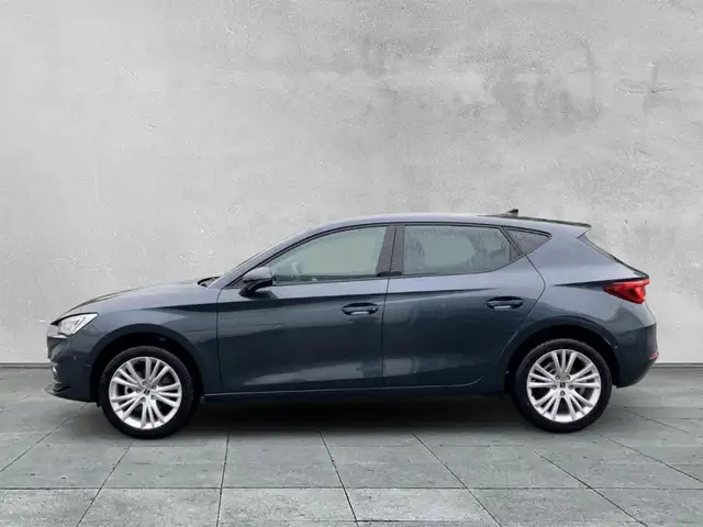 SEAT Leon view 2