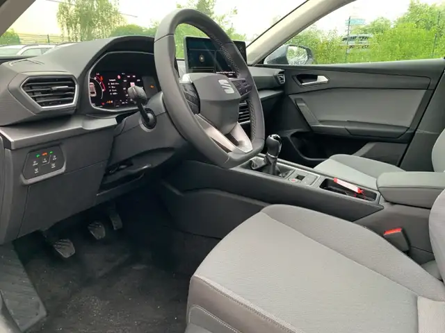 SEAT Leon view 10