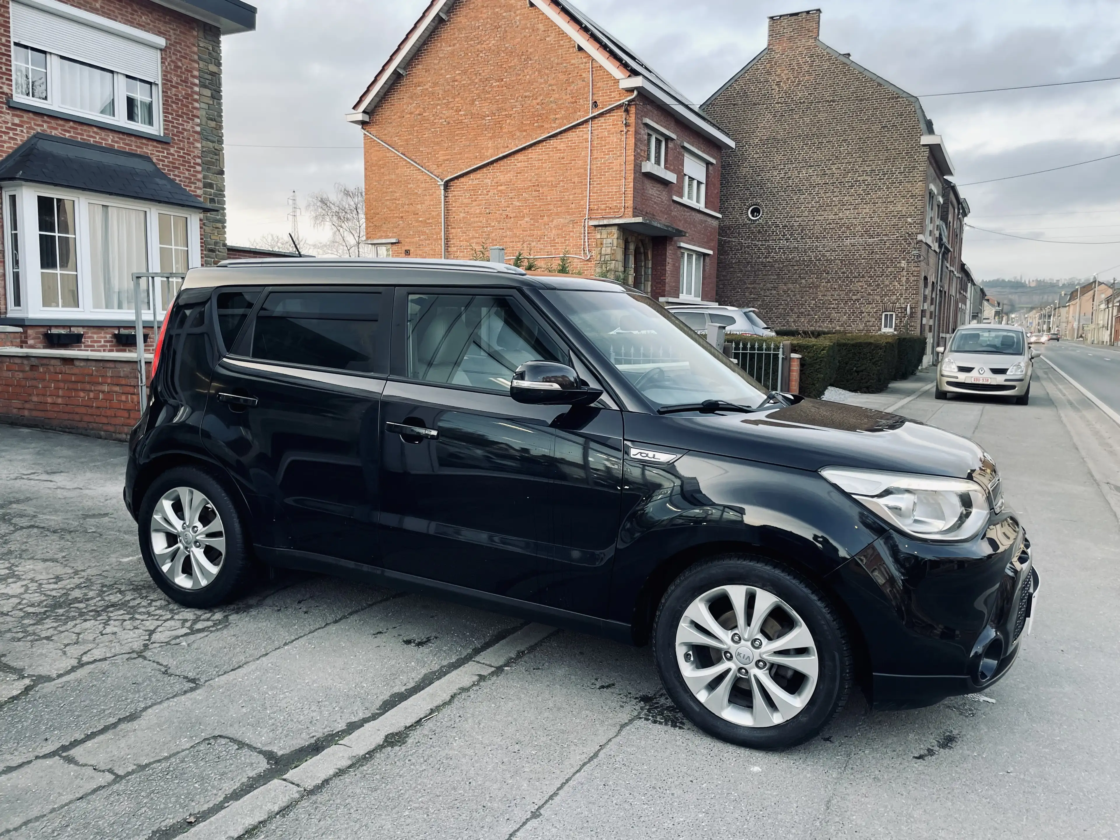 Kia Soul Soul 1.6 CDRi/1erPROPR/GPS/CAMERA/GARANTIE 12MOIS — photo 3