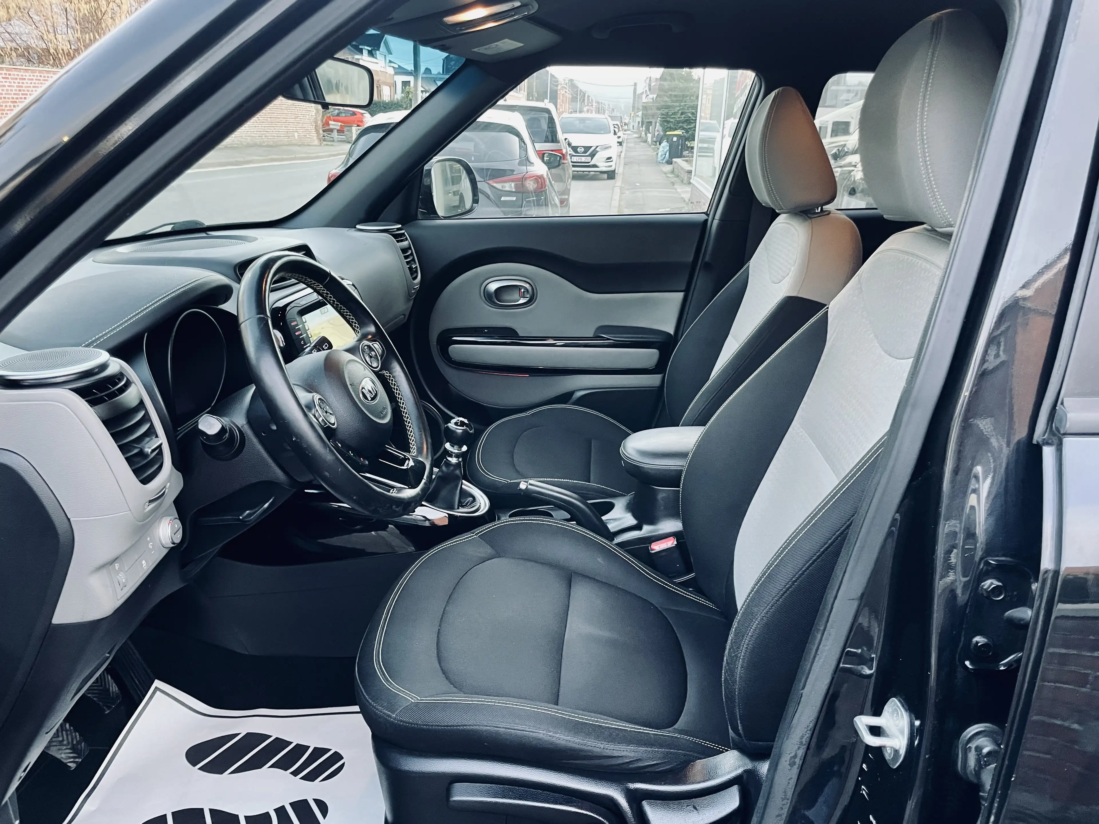 Kia Soul Soul 1.6 CDRi/1erPROPR/GPS/CAMERA/GARANTIE 12MOIS — photo 9