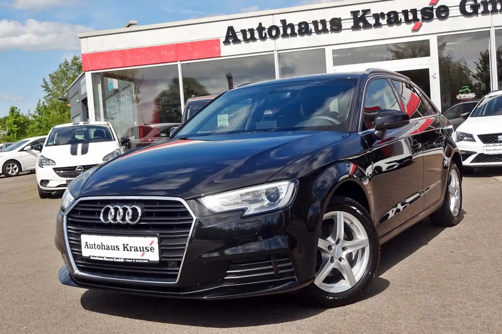 Audi A3 Sportback 1.5TFSI-1.HD/AHK/NAVI/SITZHZG/XENON Nero - 2