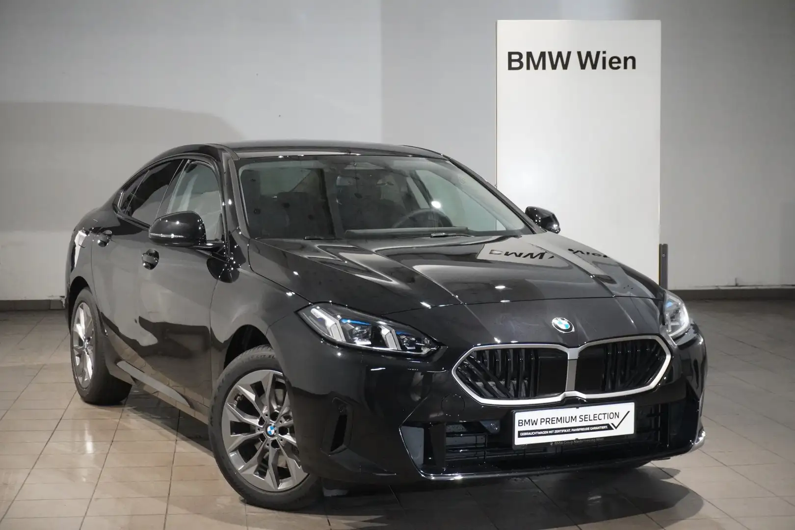 BMW 220 d Gran Coupé Schwarz - 1