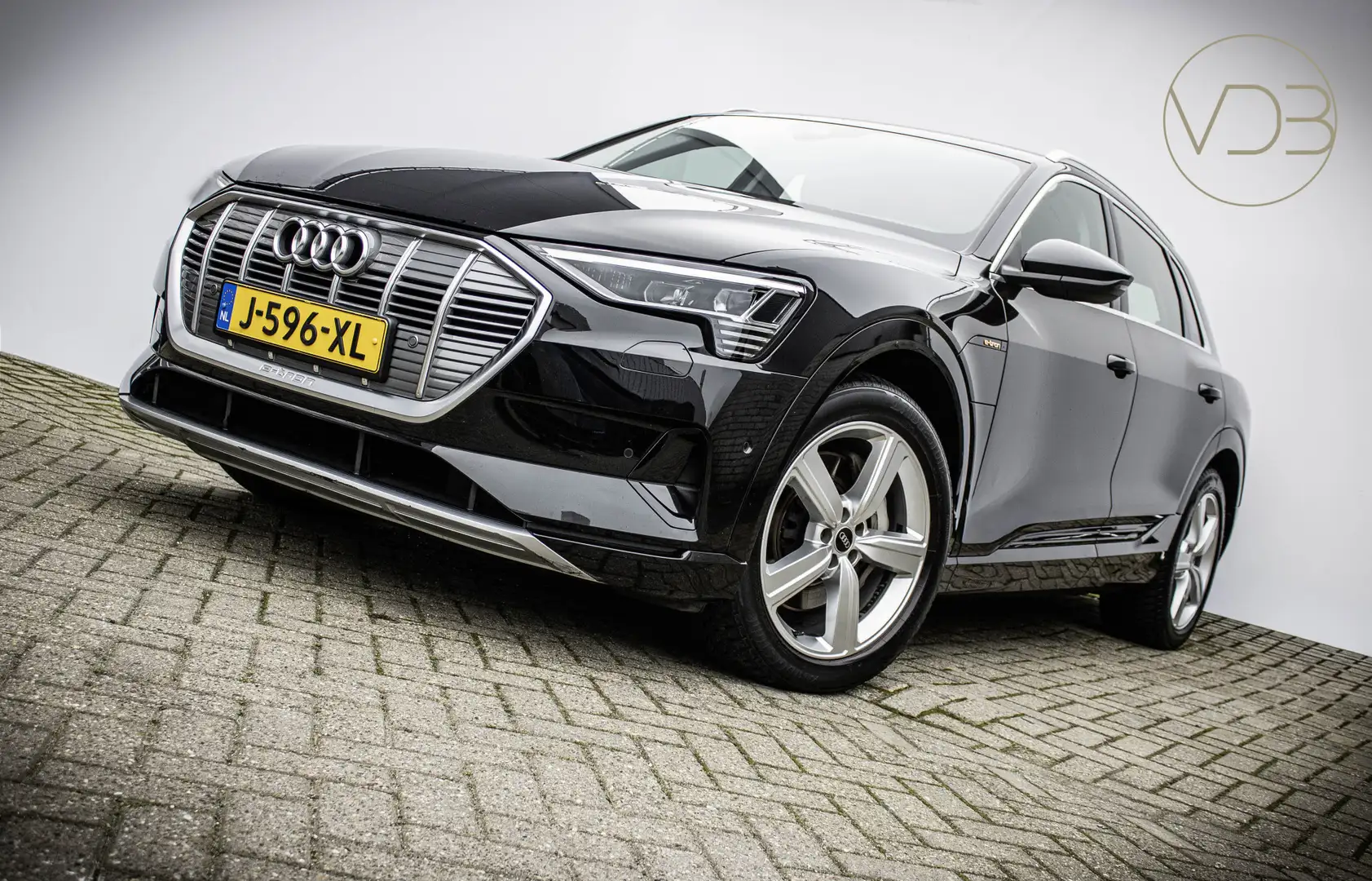 Audi e-tron 55 SOH 91% Quattro Business edition 95 kWh Origine Noir - 1