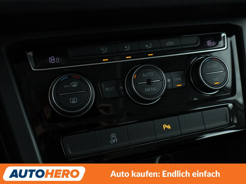 Volkswagen Touran 1.5 TSI ACT Comfortline BMT*NAVI*ACC*PDC* — photo 23