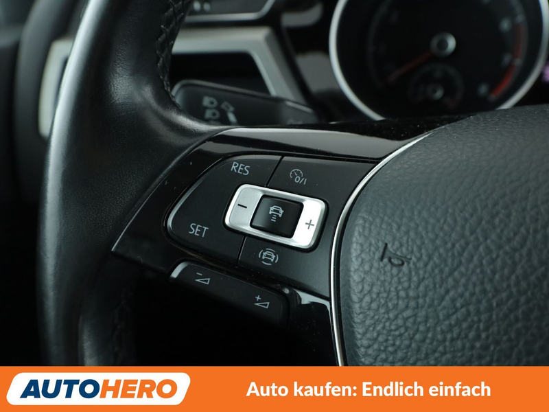Volkswagen Touran 1.5 TSI ACT Comfortline BMT*NAVI*ACC*PDC* — photo 26