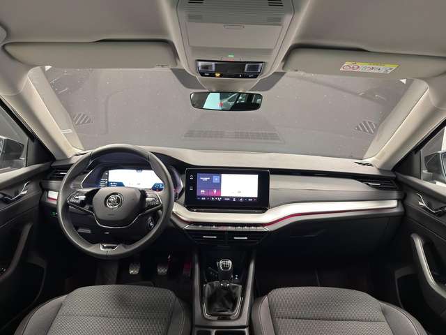 Skoda Octavia — photo 9
