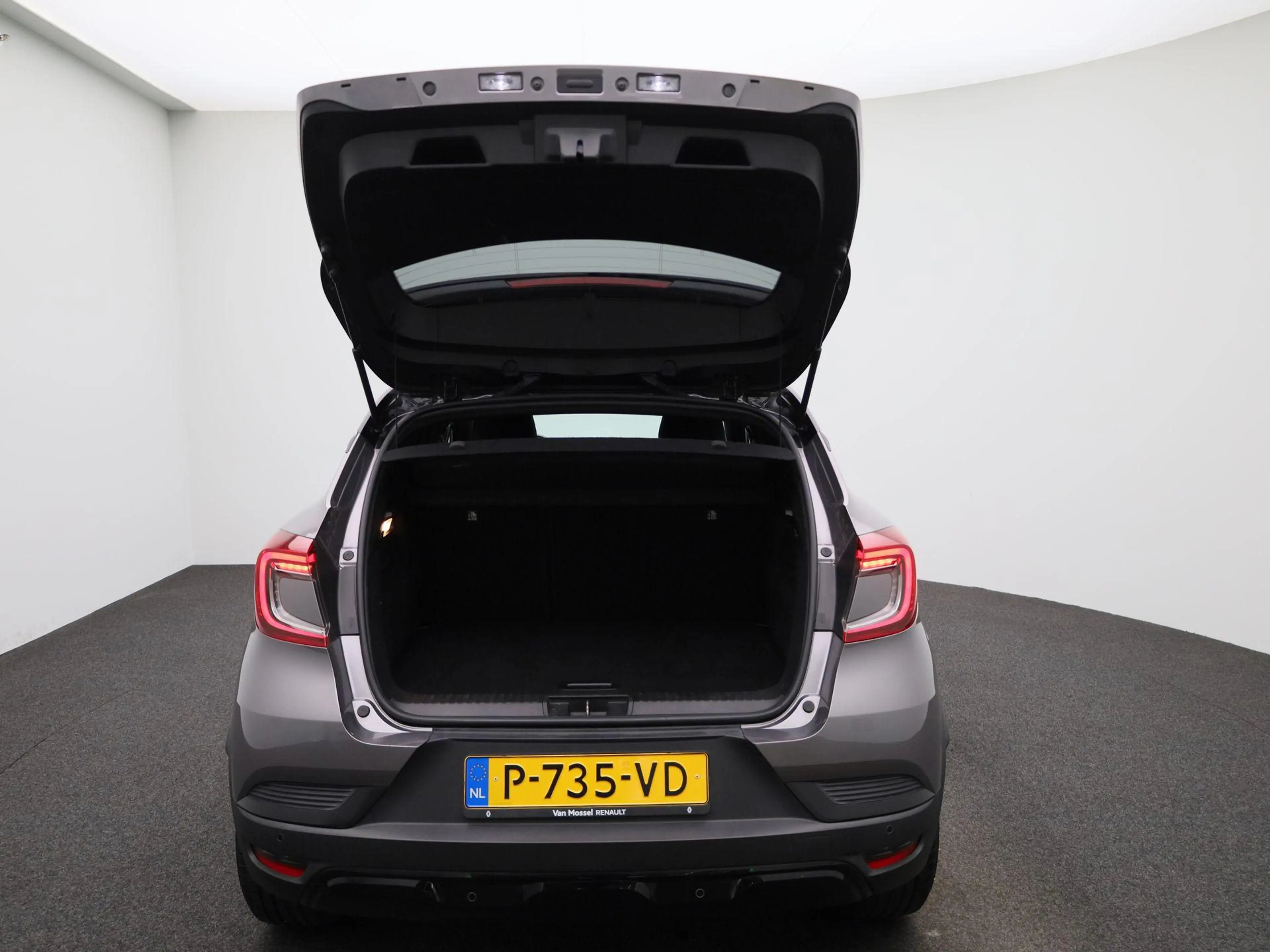 Renault Captur 1.6 E-Tech Hybrid 145 Rive Gauche | Adaptive Cruis — photo 11