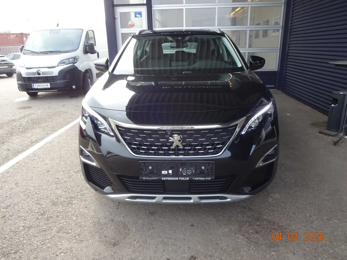 Peugeot 5008 Allure 1.6 BHDI 130 EAT8 Schwarz - 2