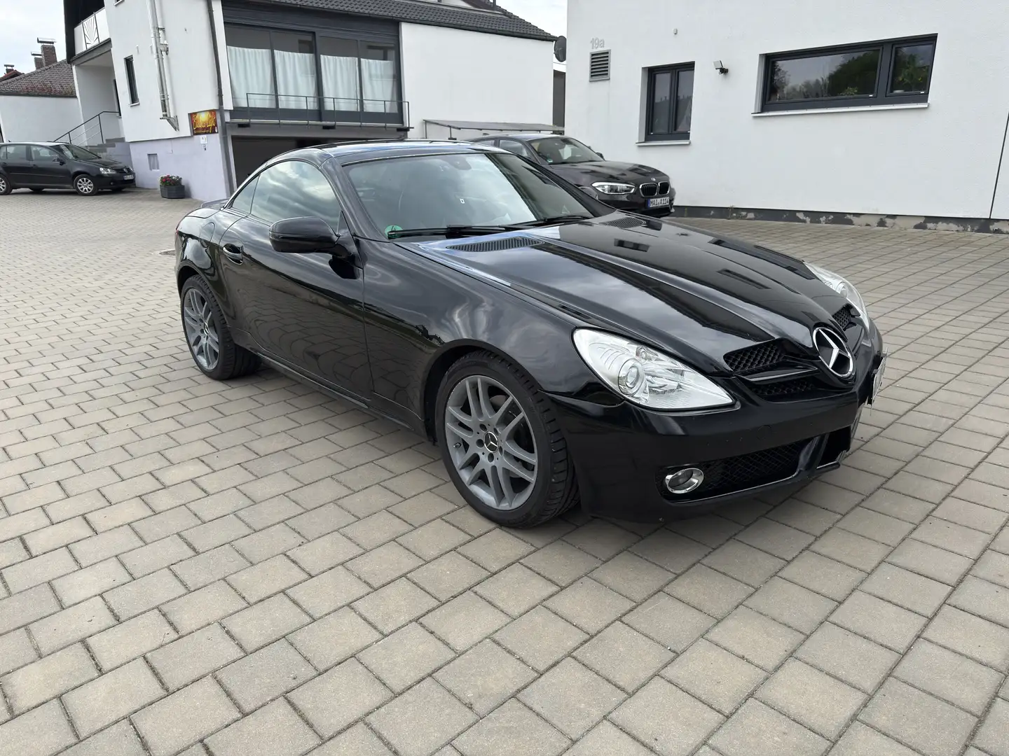 Mercedes-Benz SLK 280 SLK 280 AMG-Line, Harman Kardon Logic 7 Fekete - 2