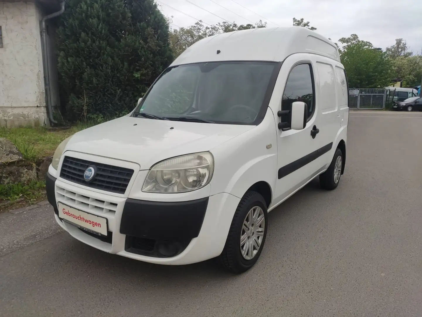 Fiat Doblo Cargo 16V Natural Power Hoch Wohnmobil Umbau Bianco - 2