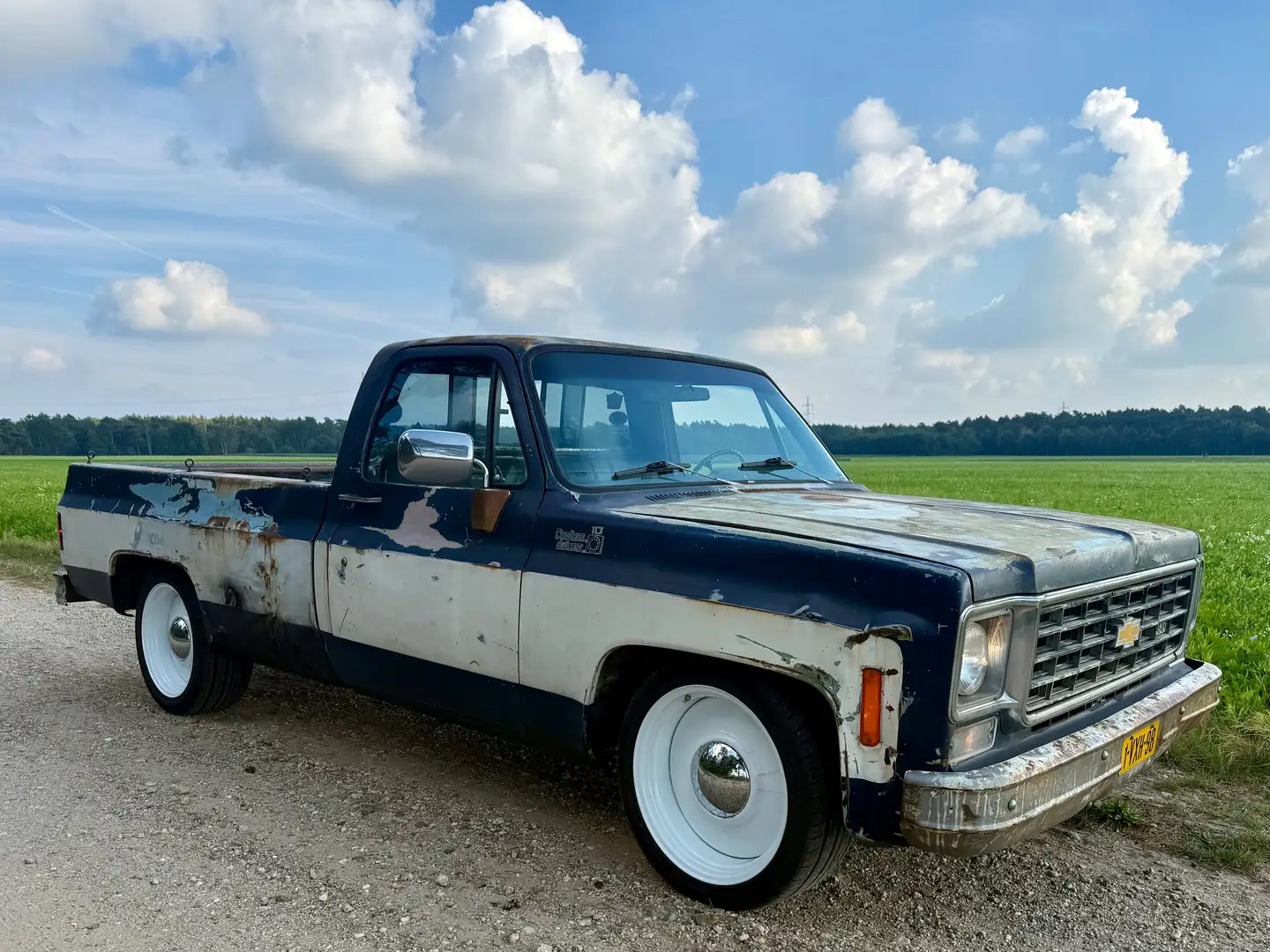 Chevrolet Chevrolet - 1