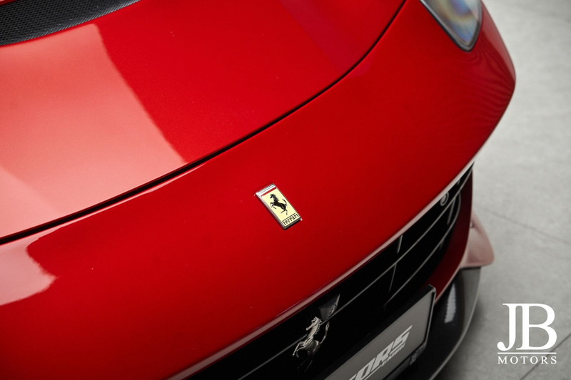 Ferrari F12 Carbon Lift LED Racing Seats Kamera Scuderia — photo 7