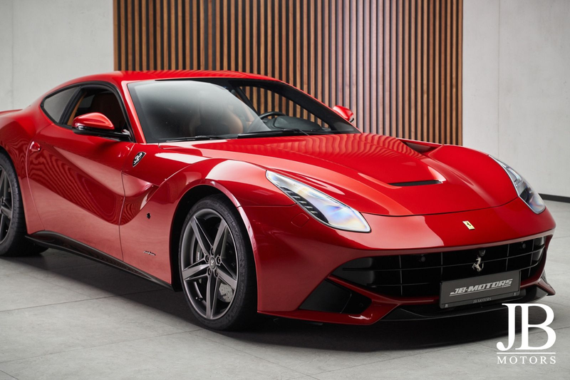 Ferrari F12 Carbon Lift LED Racing Seats Kamera Scuderia — photo 6