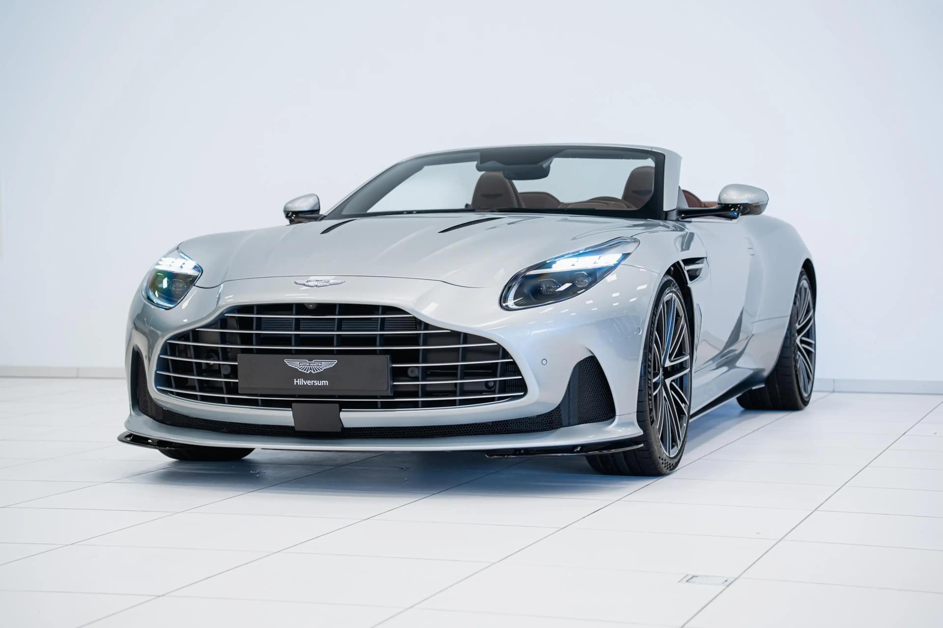 Aston Martin DB12 Volante | NEW 2026 | Incl. BPM | — photo 7